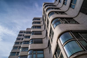 Architektura. Odkryj fascynujący świat tworzenia form i przestrzeni